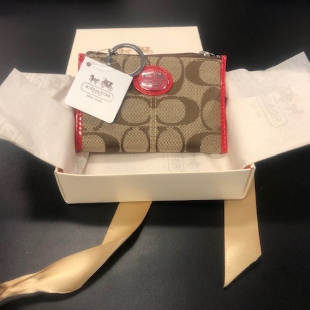 COPY - Coach Key Case - NWT and in Box